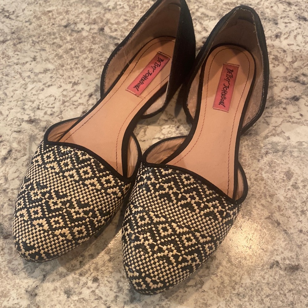 Betsey Johnson weaved flats.
